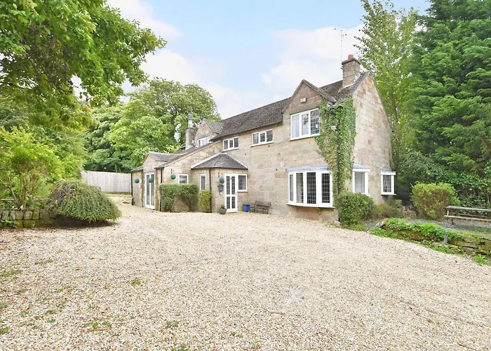 Top Britannia Hotels Near Iconic Alton Towers