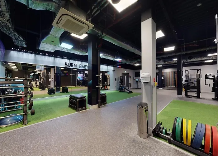 Top Large Hotels in Portsmouth for Comfort and Convenience