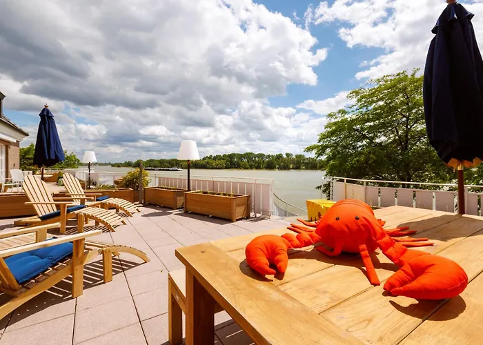 Niederrhein Rees Hotel Rheinpark am Rheinufer