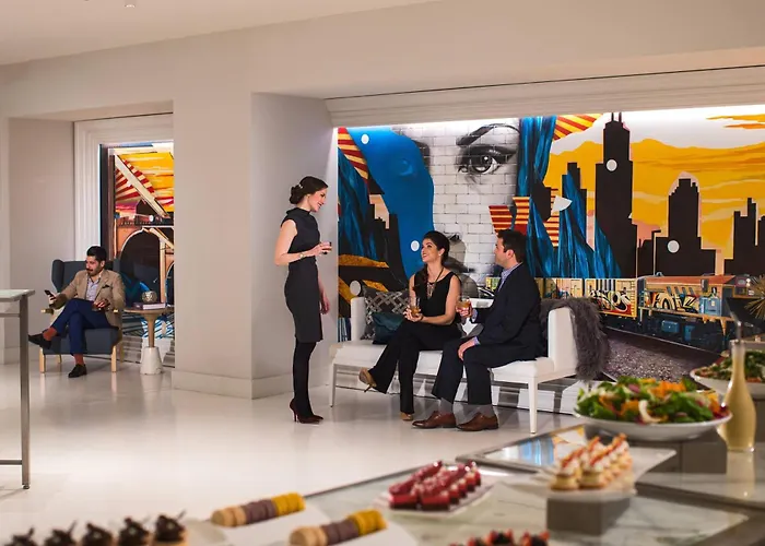 Top Marriott Hotels near Chicago's Iconic Attractions