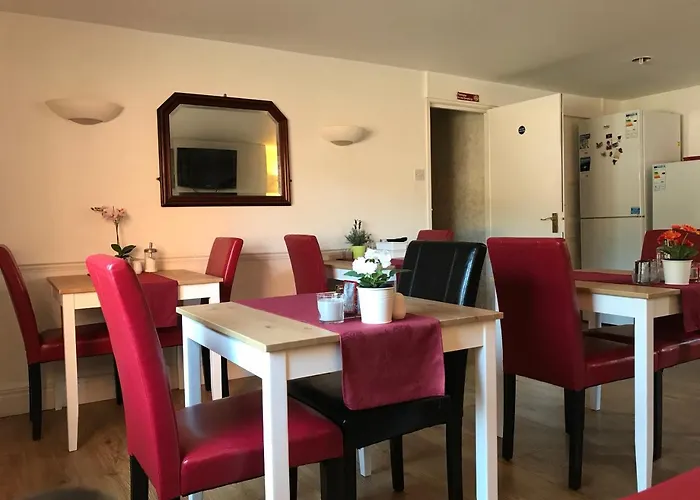 Best Cheap Hotels in Caversham, Reading
